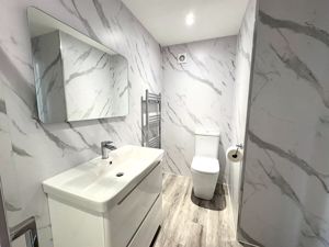 Photo 16- click for photo gallery